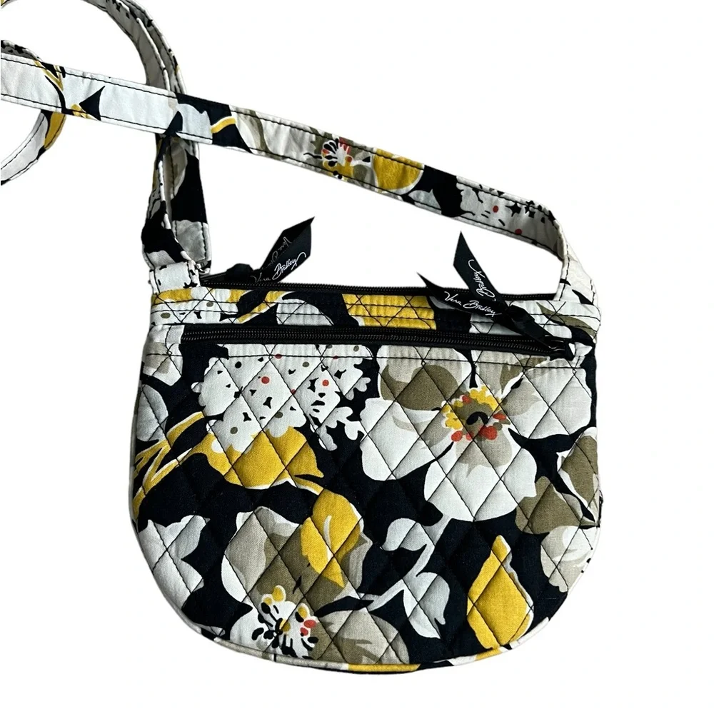 Vera Bradley Set of 2 Small Handbags Bundle - Picture 3 of 15